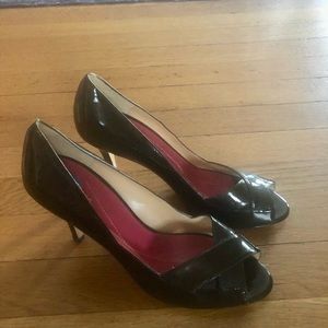 Kate Spade Open toe cross weave pumps new  7.5